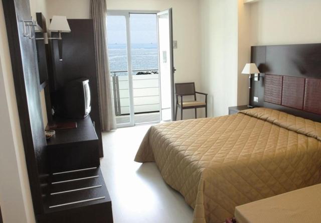 Hotel Capitol San Mauro Mare Kamer foto
